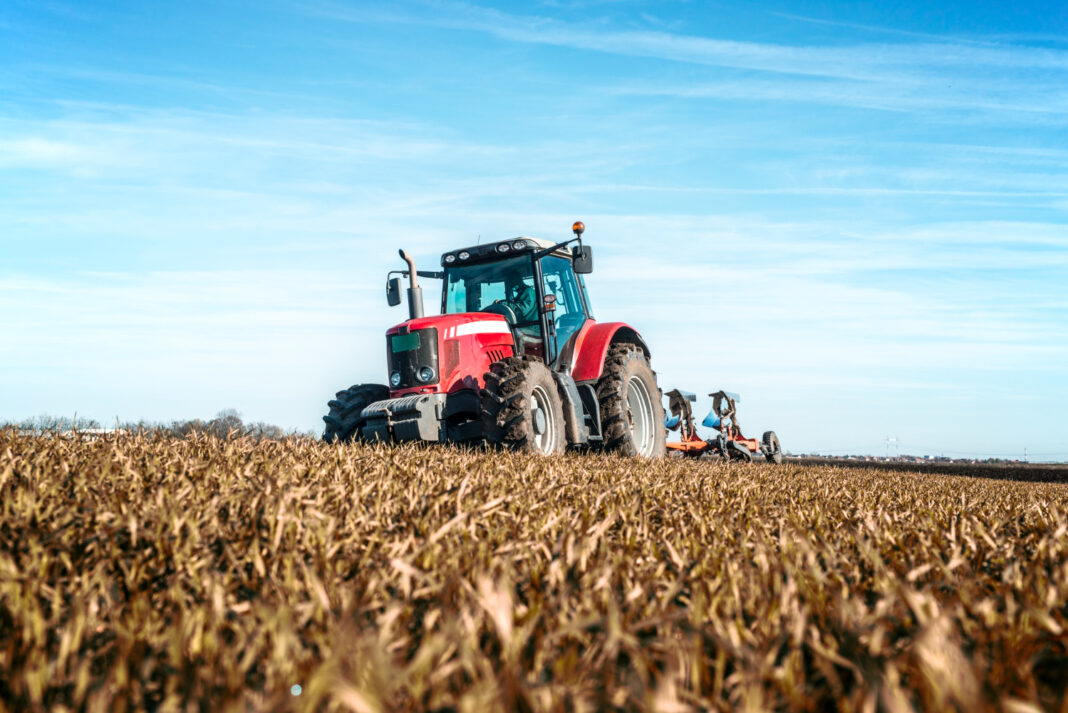 incentivi agricoltura,contributi a fondo perduto,sicurezza sul lavoro,investimento in macchinari,efficienza operativa,consulenza professionale