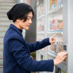 Normative fiscali distributori automatici,IVA 2024 Distributori automatici,Aliquota 4% Aliquota 10% distributori automatici,Aliquota 22% distributori automatici,Trasmissione telematica Corrispettivi Vendita di alimenti,Liquidazioni IVA distributori automatici,Dichiarazione IVA distributori automatici
