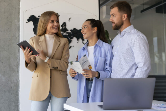 una-giornata-nell-ufficio-di-un-agenzia-di-viaggi 1